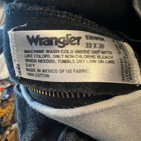 Wrangler cowboy cut solid black wash denim straight leg patch jeans 33x36 - Picture 6 of 6